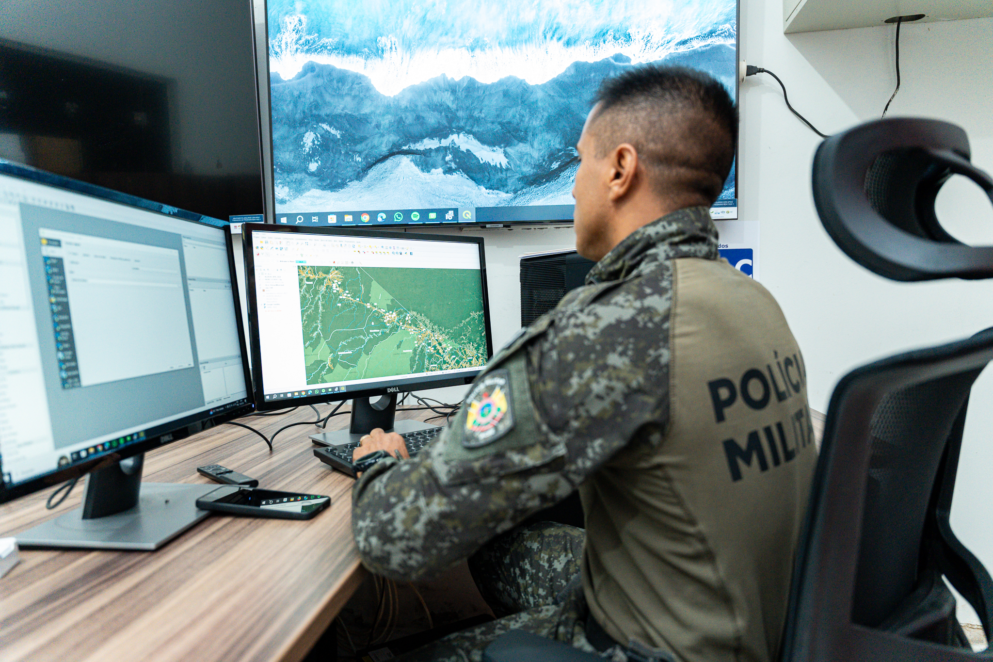 A operação conta com monitoramento via satélite. Foto: Davi Silva Barbosa/PMAC.