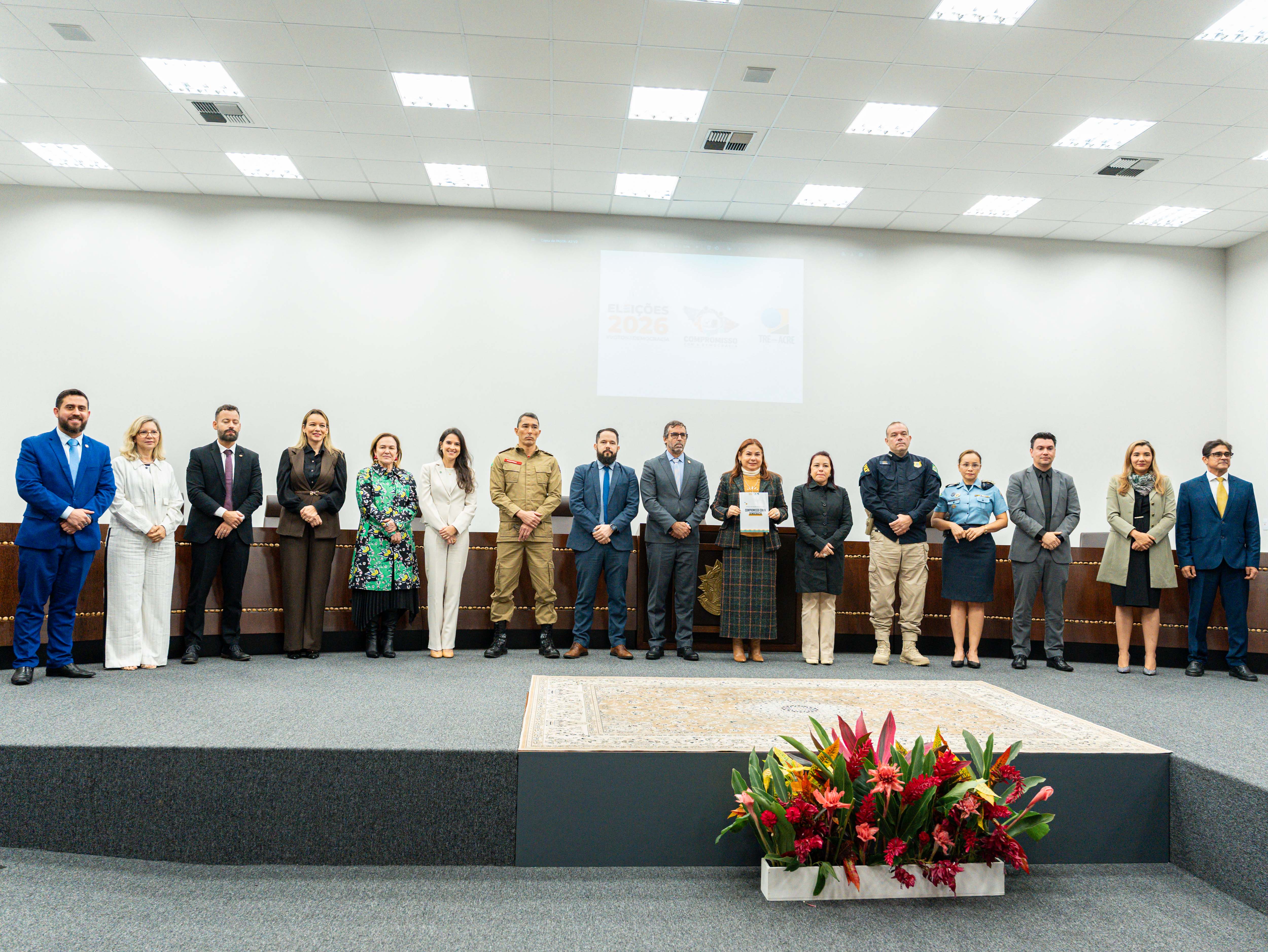o acordo envolve diversas instituições com intuito de garatir maior tranparência e segurança ao pleito