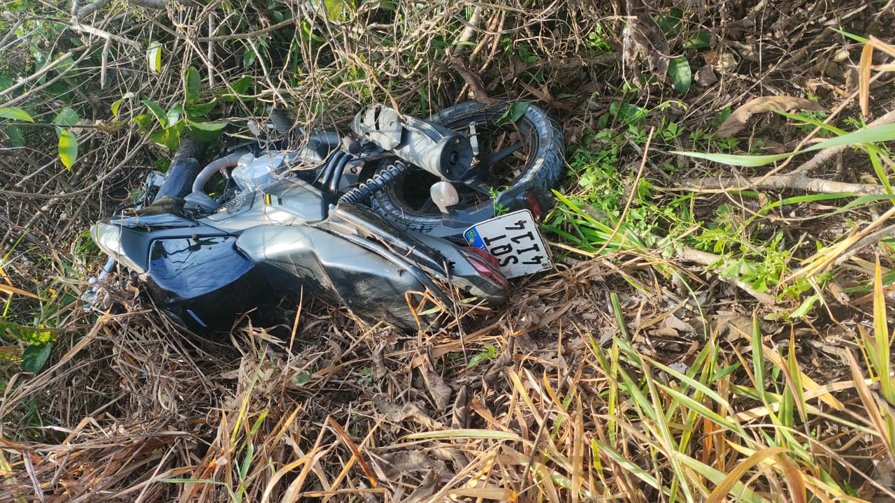 O acidente envolveu uma motocicleta ocupada por dois cidadãos colombianos. Foto: cedida